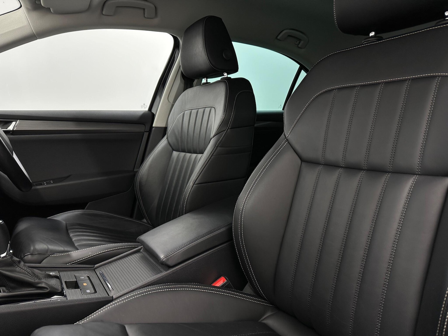 Used Skoda Superb 2019 for sale - 77053955: Photo 35