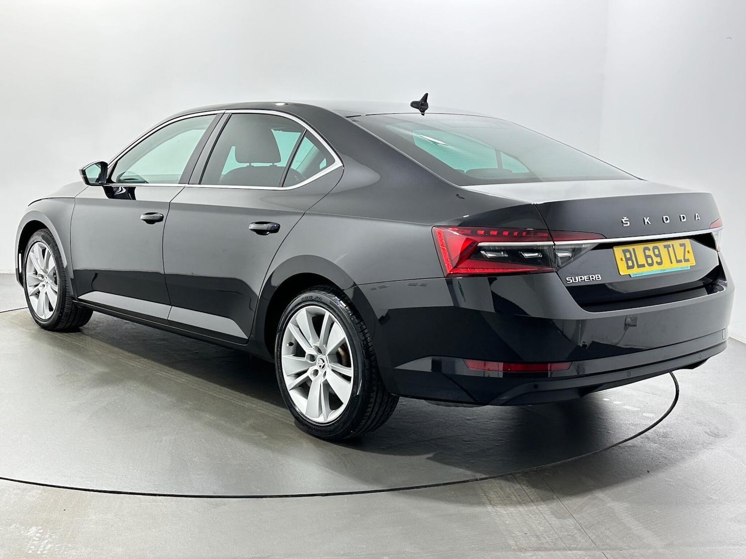 Used Skoda Superb 2019 for sale - 77053955: Photo 6