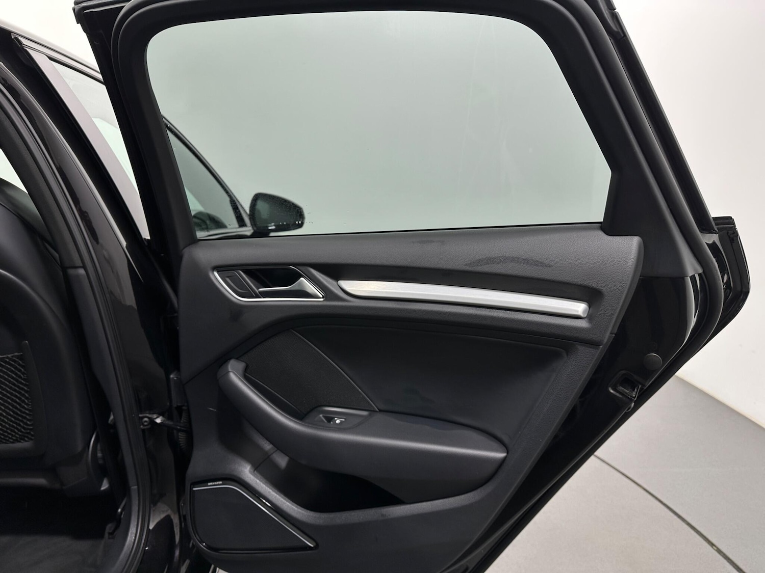 Used Audi A3 2018 for sale - 77040189: Photo 43