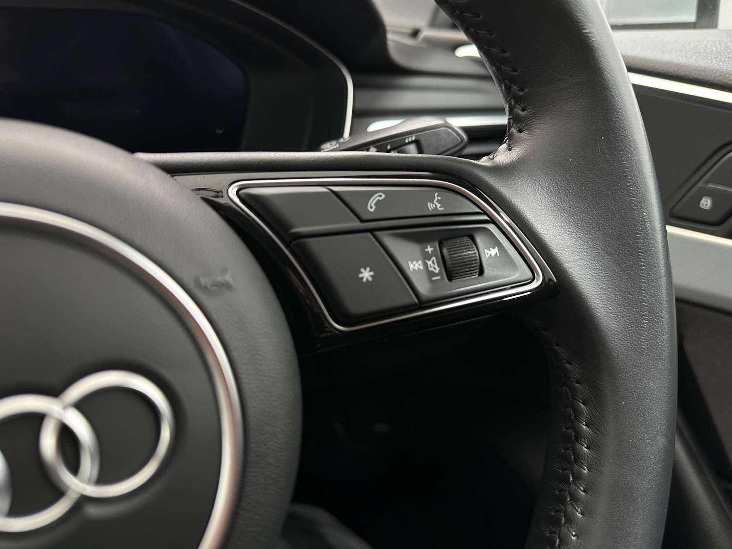 Used Audi A4 2020 for sale - 76878854: Photo 16