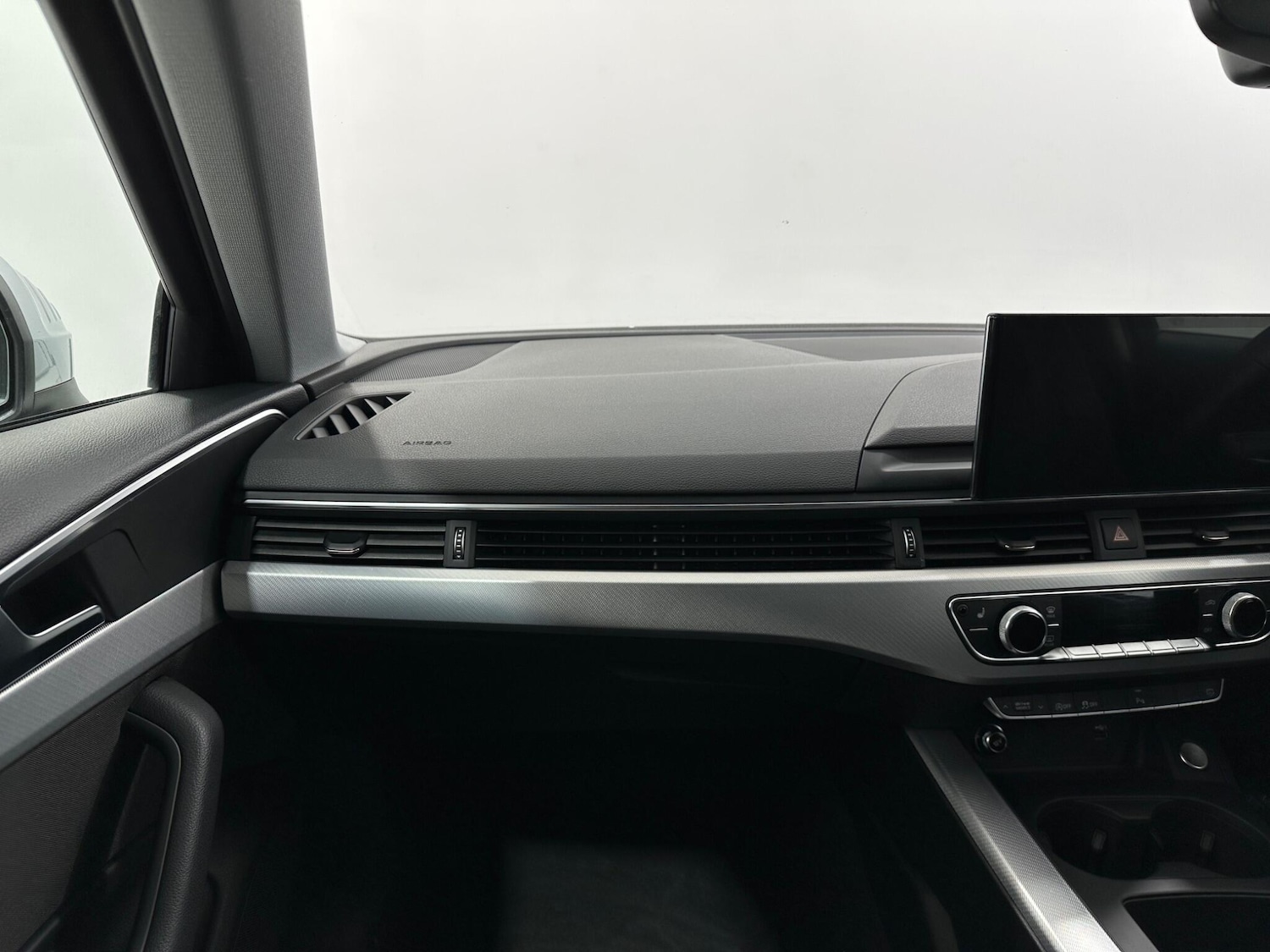 Used Audi A4 2020 for sale - 76878854: Photo 29