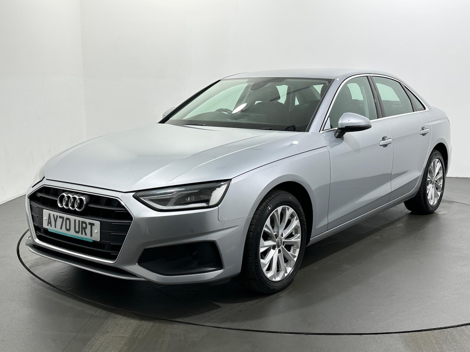 Used Audi A4 2020 for sale - 76878854: Photo 4