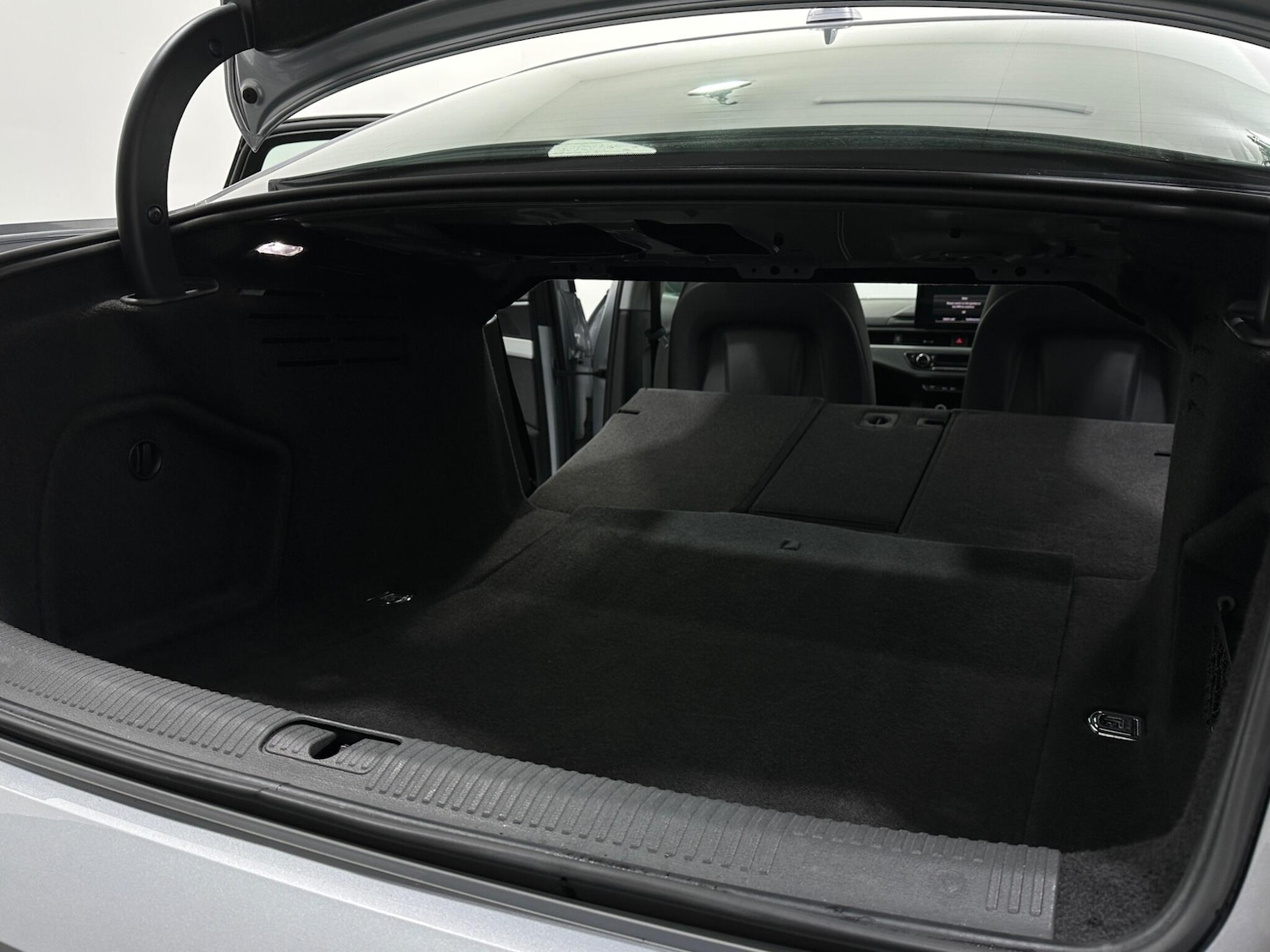 Used Audi A4 2020 for sale - 76878854: Photo 44