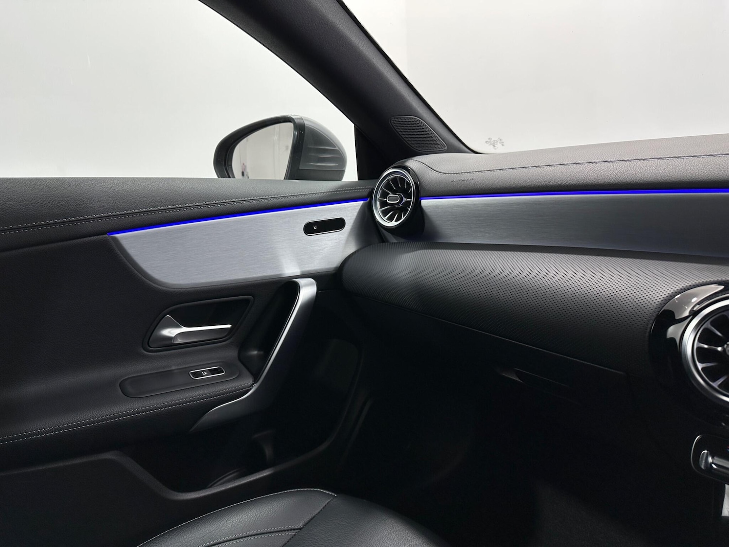 Used Mercedes-Benz CLA 2022 for sale - 77330438: Photo 29