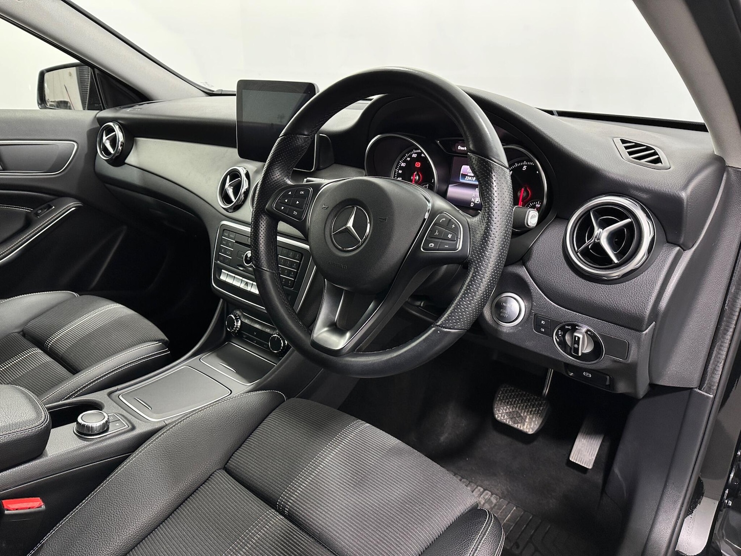 Used Mercedes-Benz GLA 2020 for sale - 77598604: Photo 10