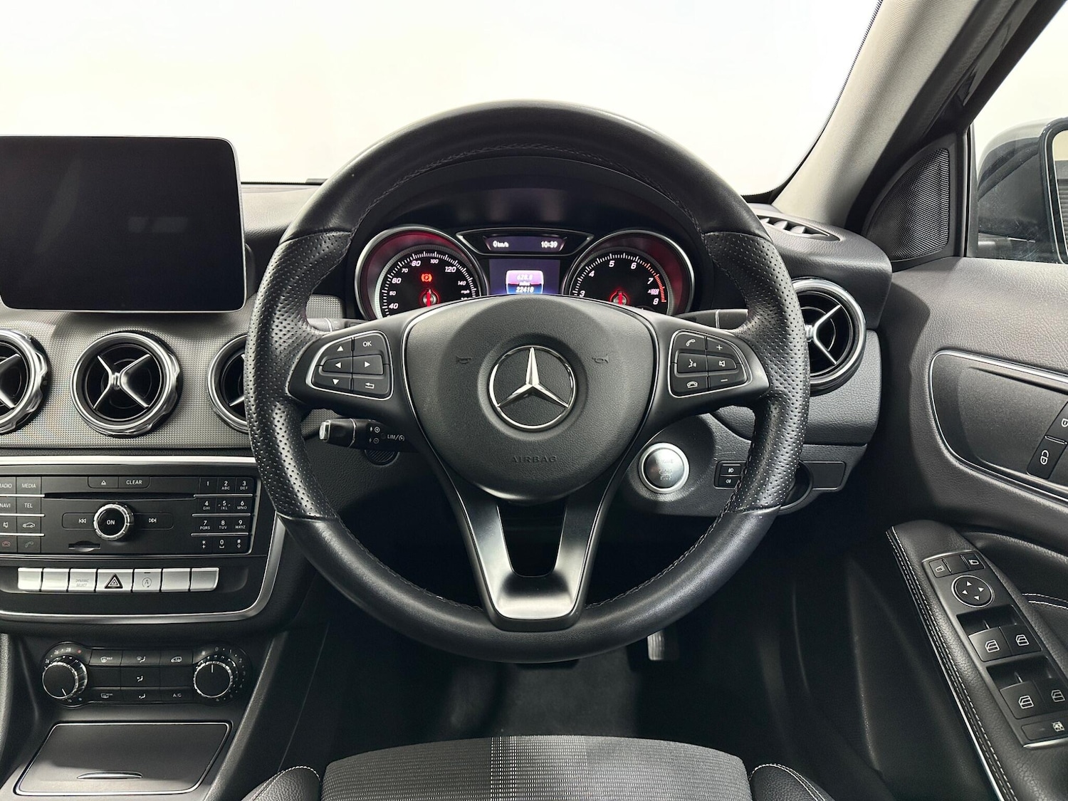 Used Mercedes-Benz GLA 2020 for sale - 77598604: Photo 13