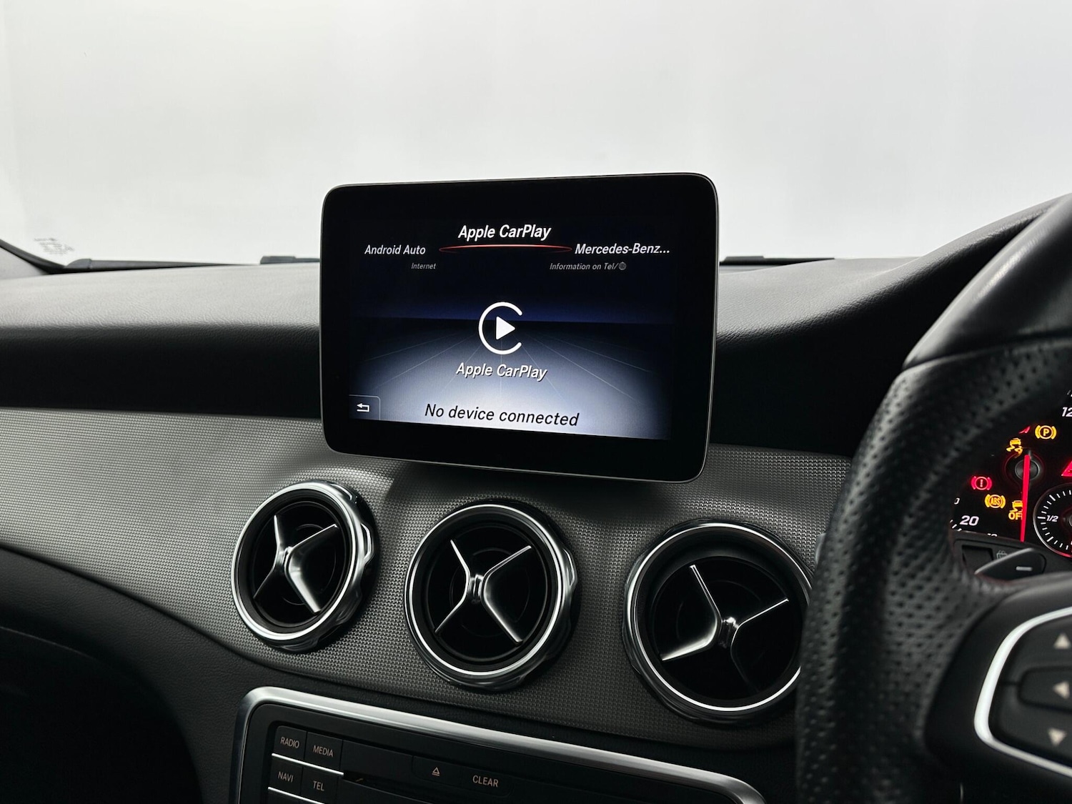 Used Mercedes-Benz GLA 2020 for sale - 77598604: Photo 24