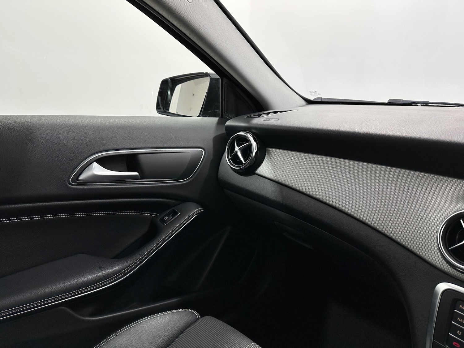 Used Mercedes-Benz GLA 2020 for sale - 77598604: Photo 27