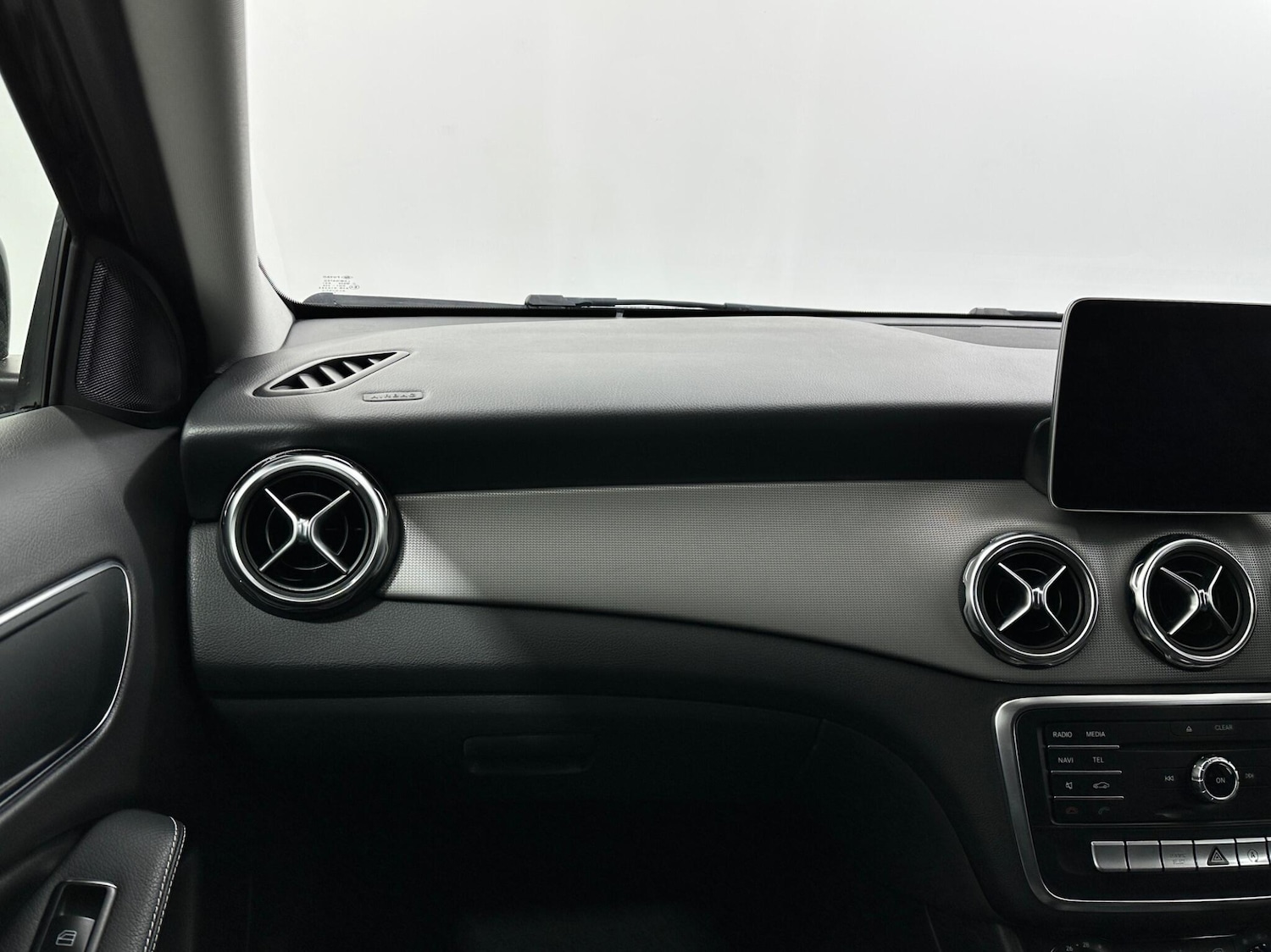 Used Mercedes-Benz GLA 2020 for sale - 77598604: Photo 29