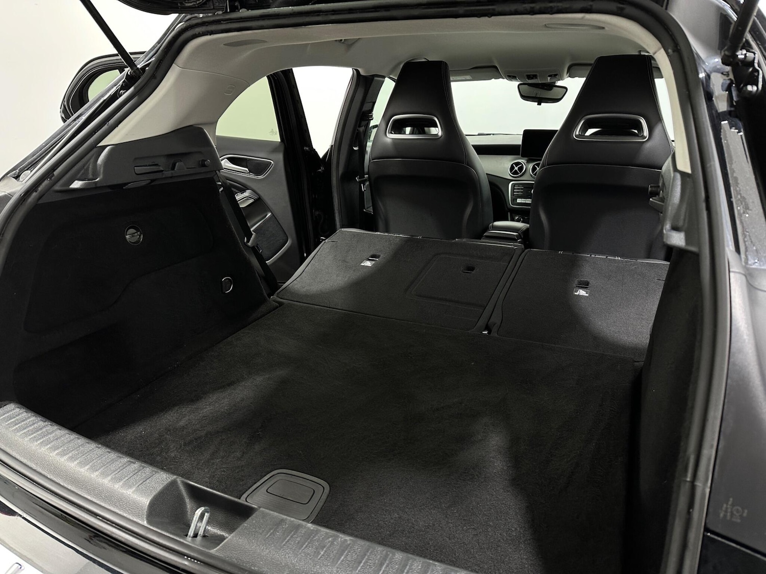 Used Mercedes-Benz GLA 2020 for sale - 77598604: Photo 45