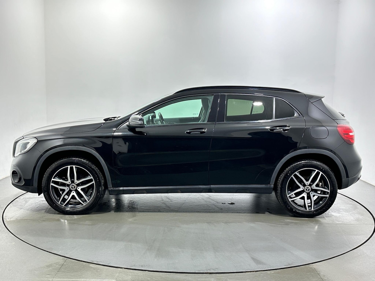 Used Mercedes-Benz GLA 2020 for sale - 77598604: Photo 5