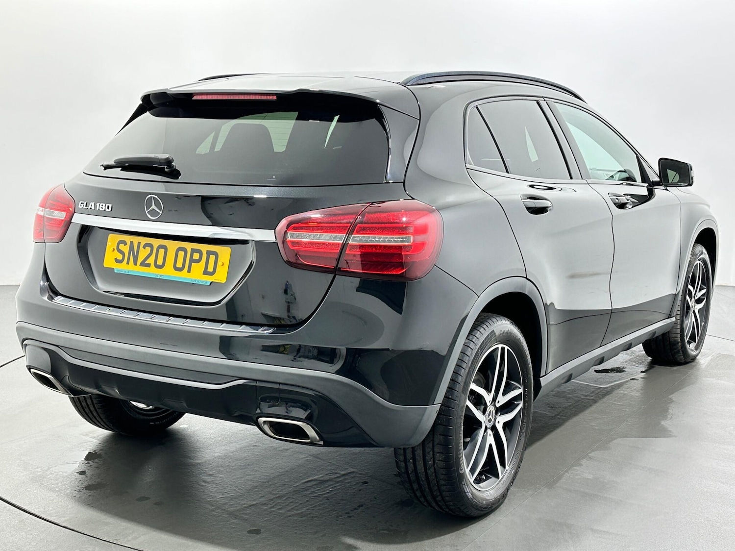 Used Mercedes-Benz GLA 2020 for sale - 77598604: Photo 8