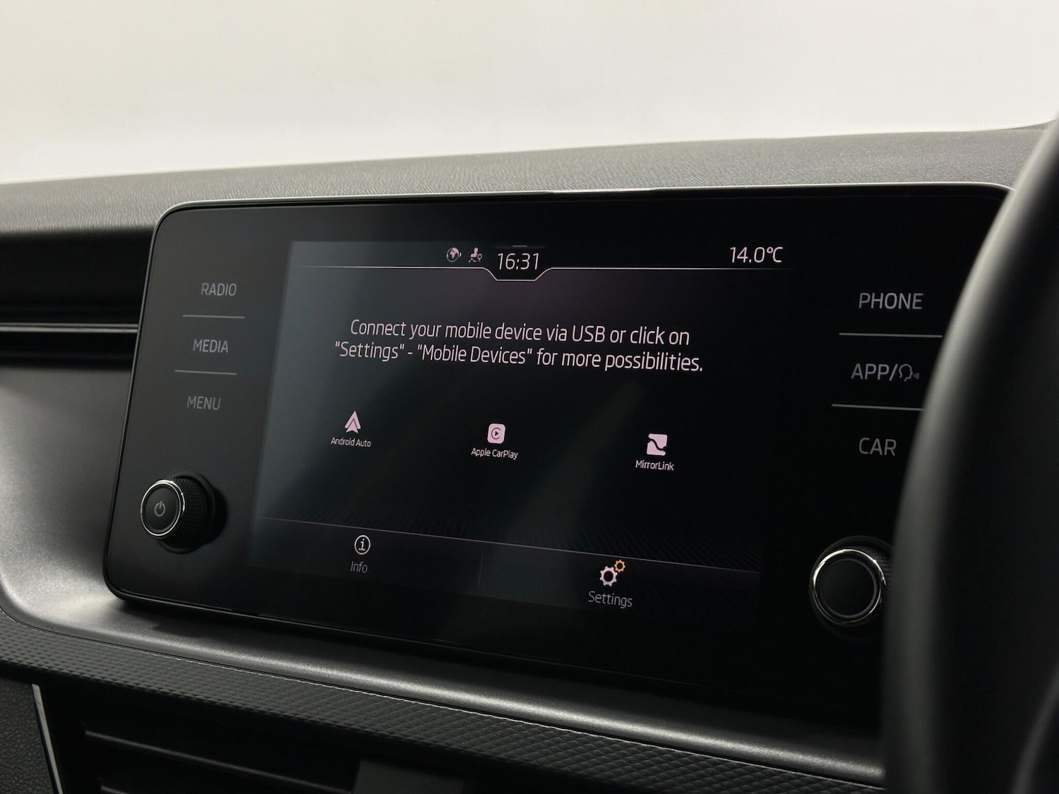 Used Skoda Kamiq 2021 for sale - 76878902: Photo 21