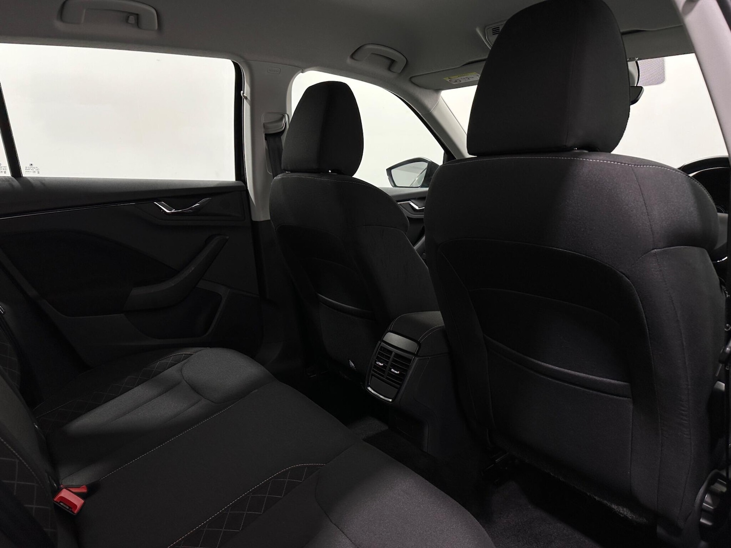 Used Skoda Kamiq 2021 for sale - 76878902: Photo 38