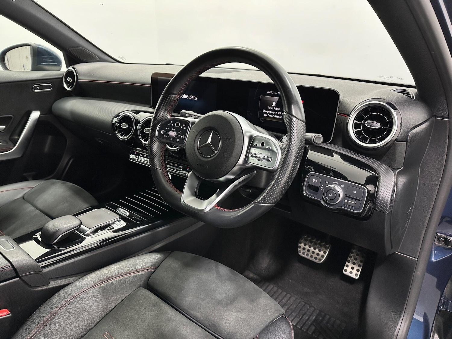 Used Mercedes-Benz A-Class 2019 for sale - 77625443: Photo 10