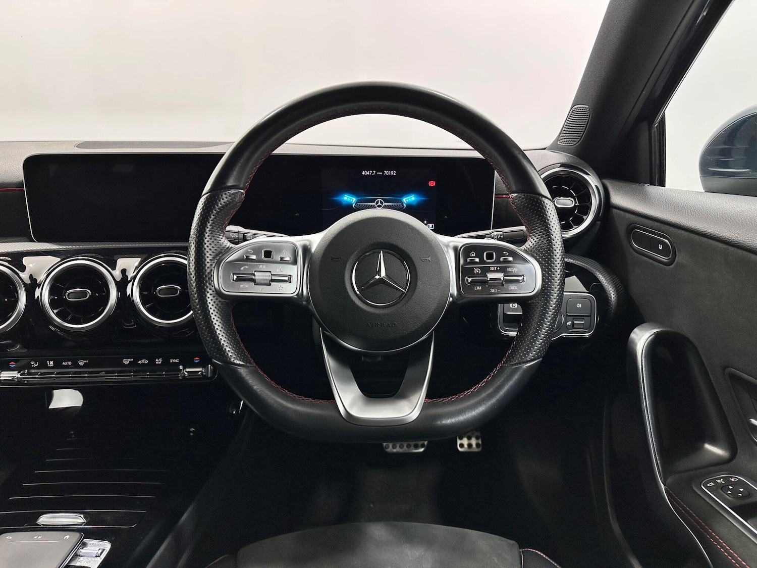 Used Mercedes-Benz A-Class 2019 for sale - 77625443: Photo 13