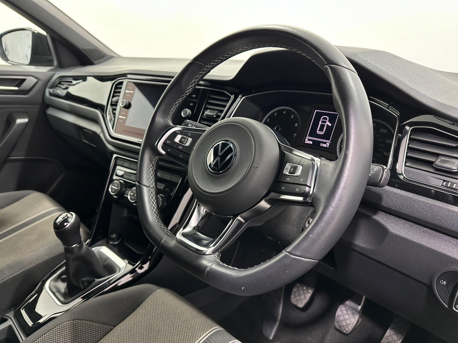 Used Volkswagen T-Roc 2022 for sale - 77387079: Photo 10