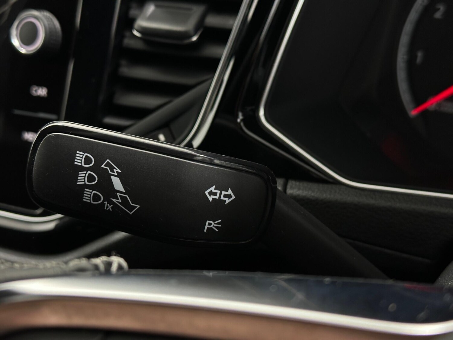 Used Volkswagen T-Roc 2022 for sale - 77387079: Photo 13