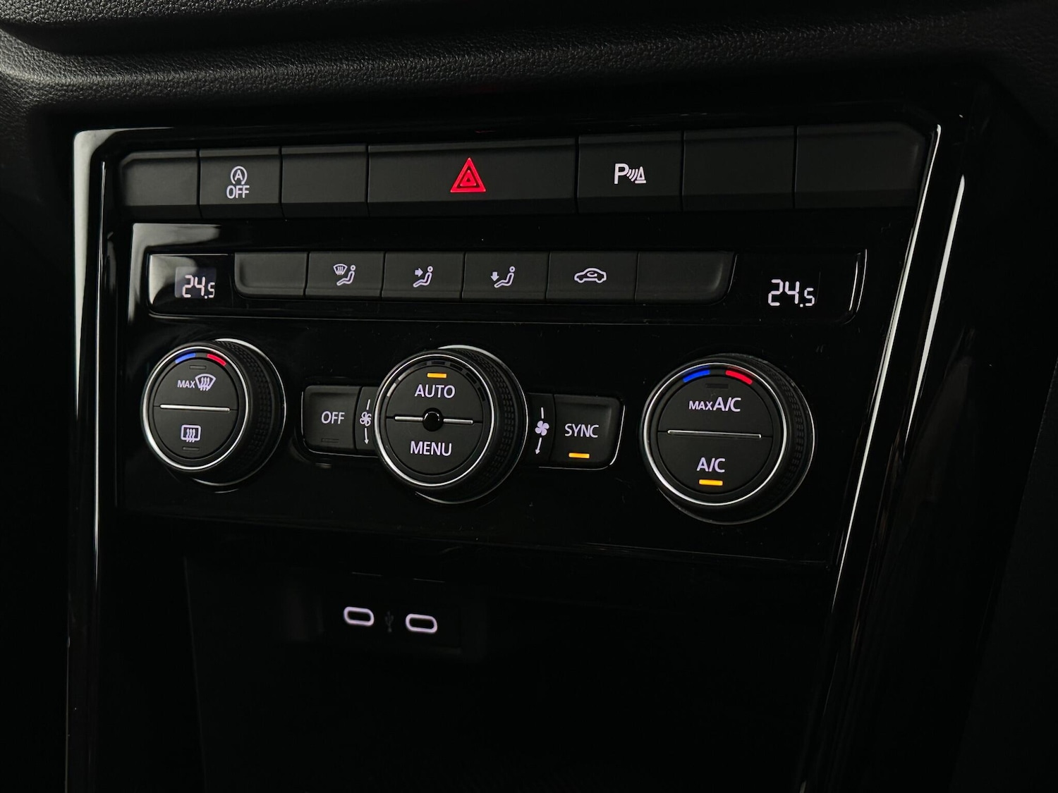 Used Volkswagen T-Roc 2022 for sale - 77387079: Photo 21