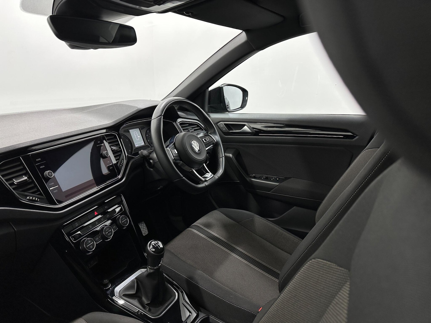 Used Volkswagen T-Roc 2022 for sale - 77387079: Photo 29