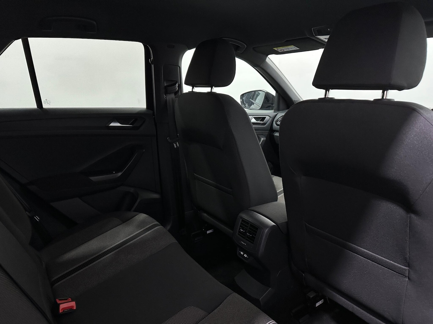 Used Volkswagen T-Roc 2022 for sale - 77387079: Photo 41