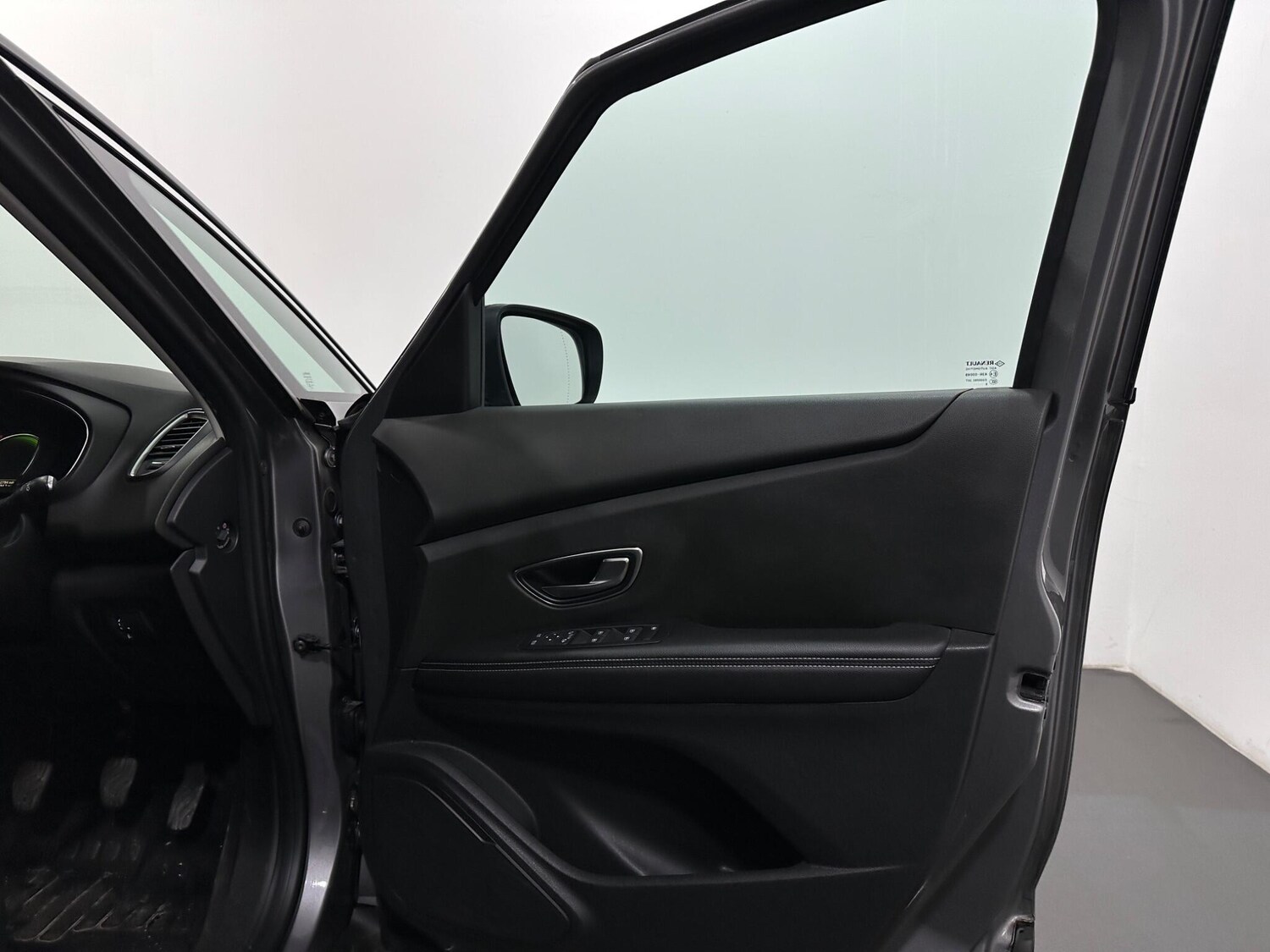 Used Renault Scenic 2017 for sale - 78156513: Photo 33