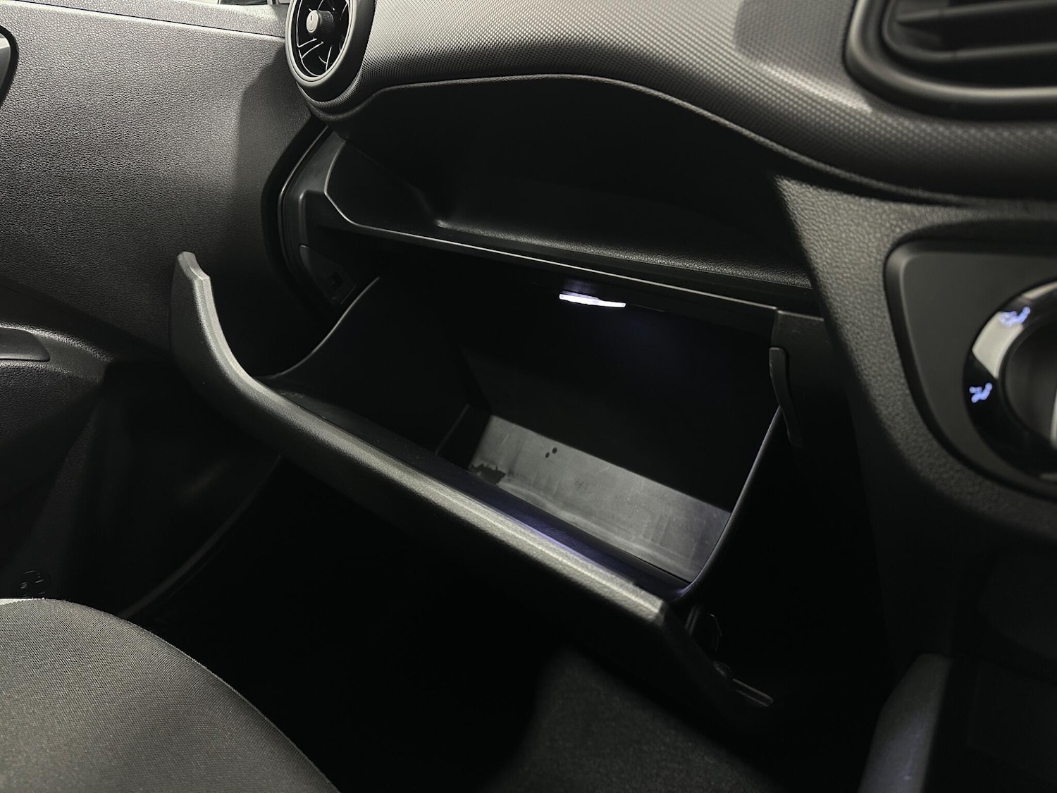 Used Hyundai i10 2021 for sale - 76913116: Photo 24