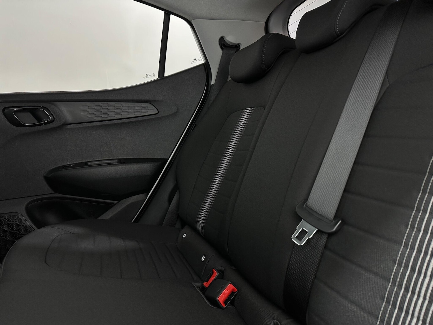 Used Hyundai i10 2021 for sale - 76913116: Photo 35