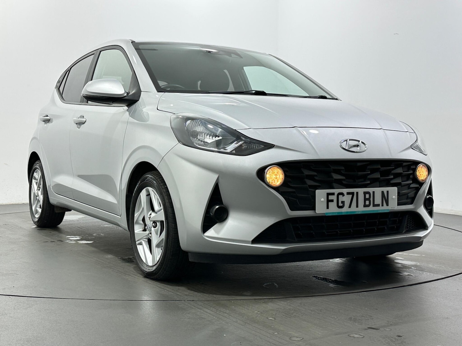 Used Hyundai i10 2021 for sale - 76913116: Photo 48