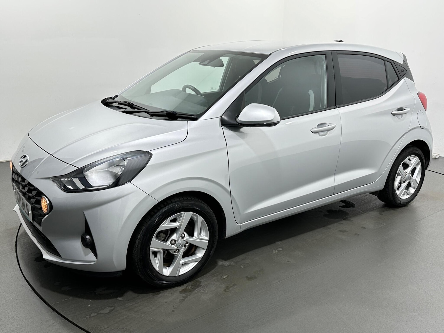 Used Hyundai i10 2021 for sale - 76913116: Photo 49