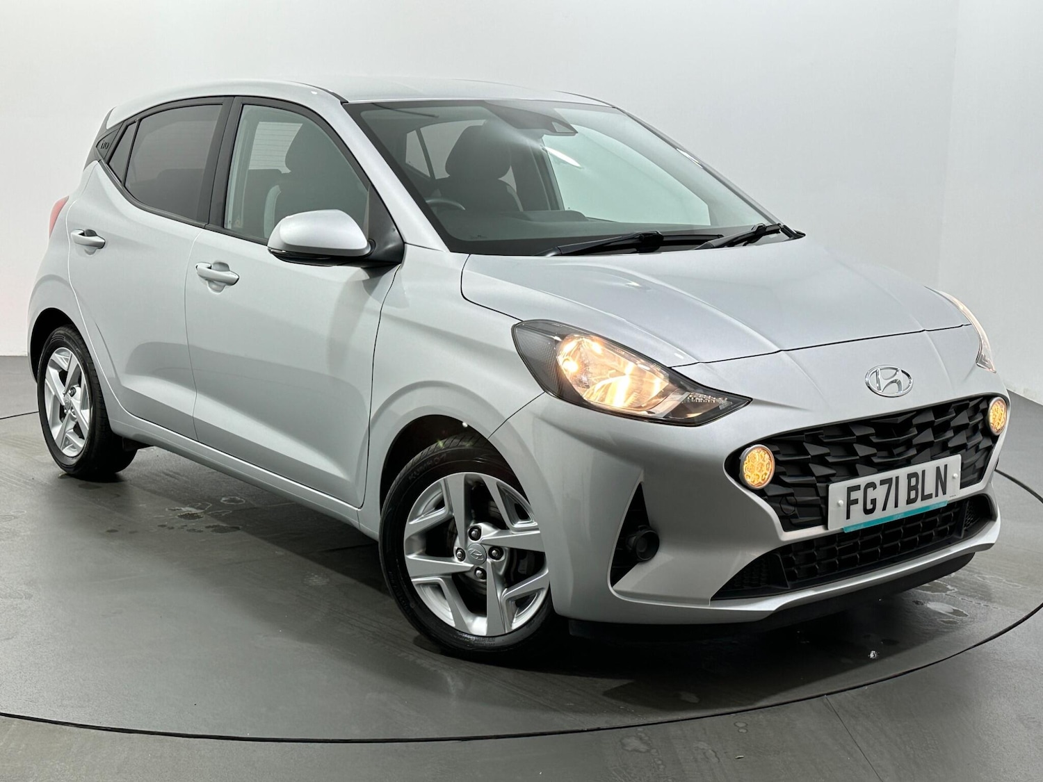 Used Hyundai i10 2021 for sale - 76913116: Photo 50