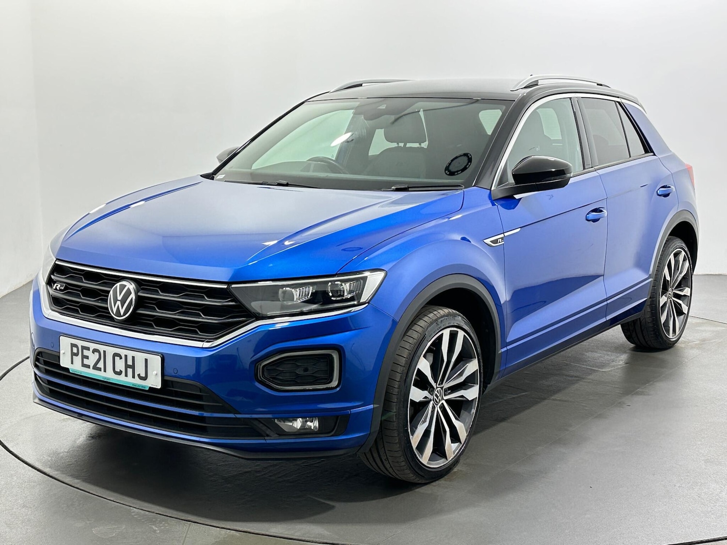 Used Volkswagen T-Roc 2021 for sale - 77097408: Photo 4