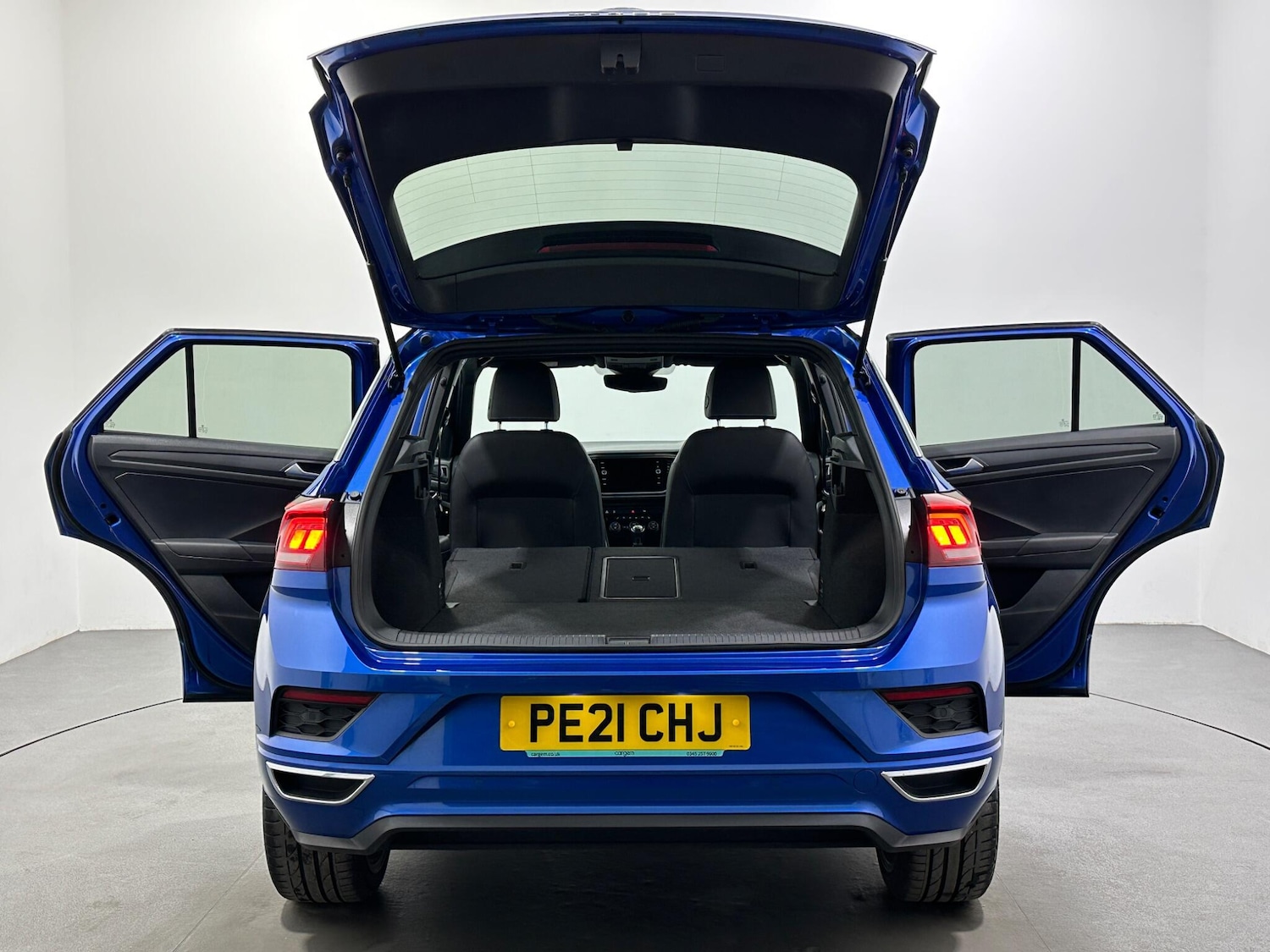 Used Volkswagen T-Roc 2021 for sale - 77097408: Photo 43