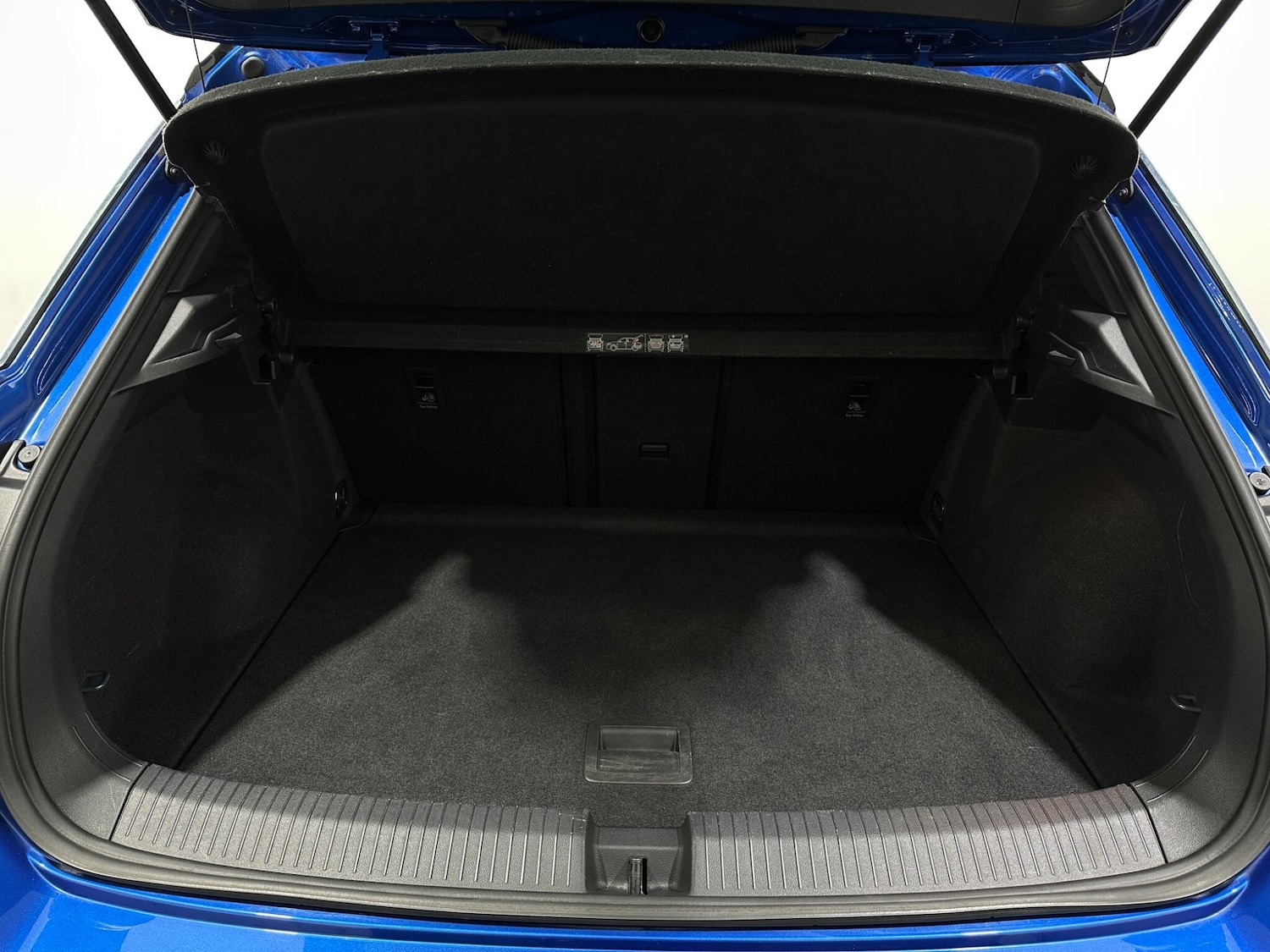 Used Volkswagen T-Roc 2021 for sale - 77097408: Photo 46