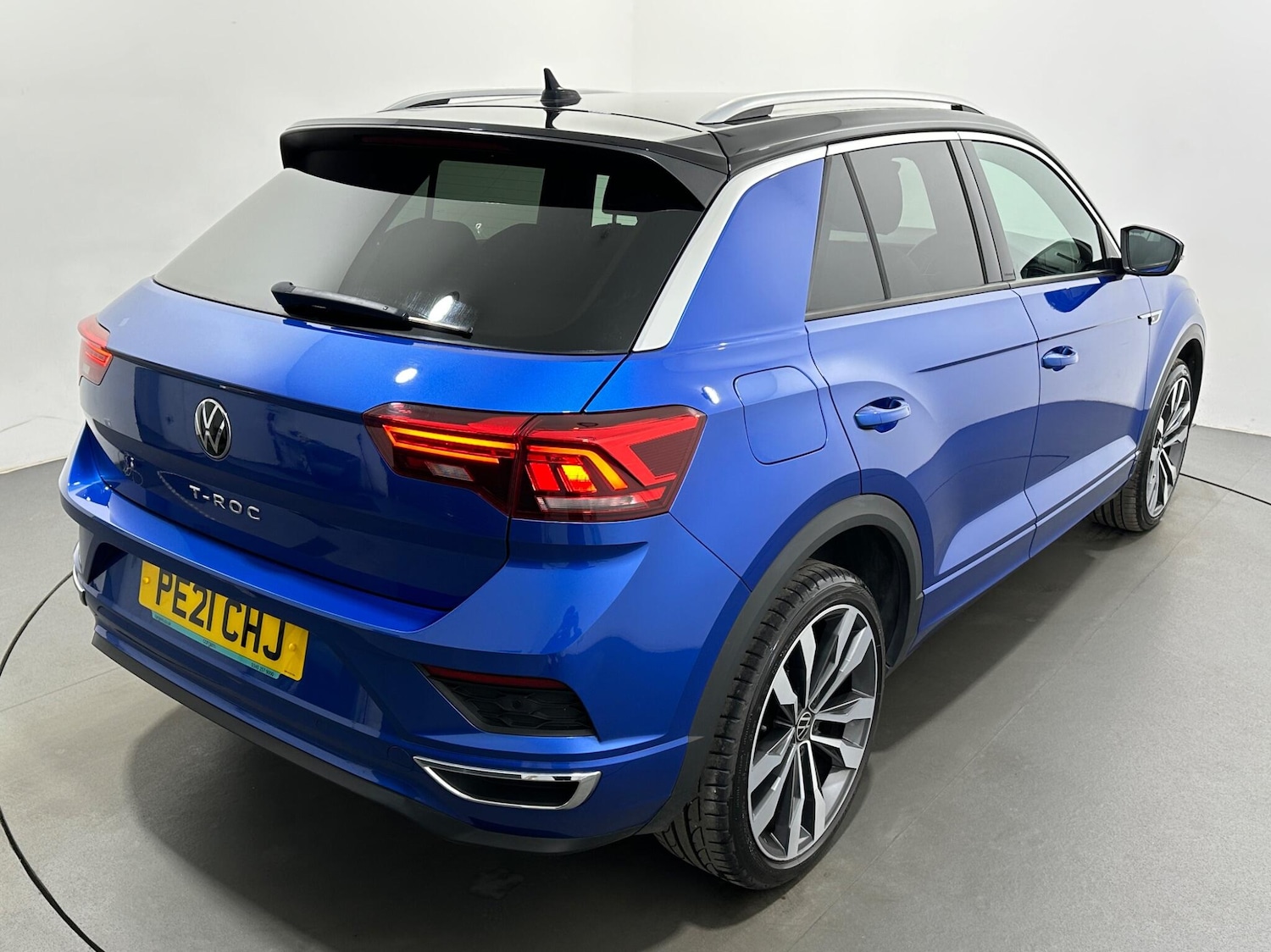 Used Volkswagen T-Roc 2021 for sale - 77097408: Photo 50