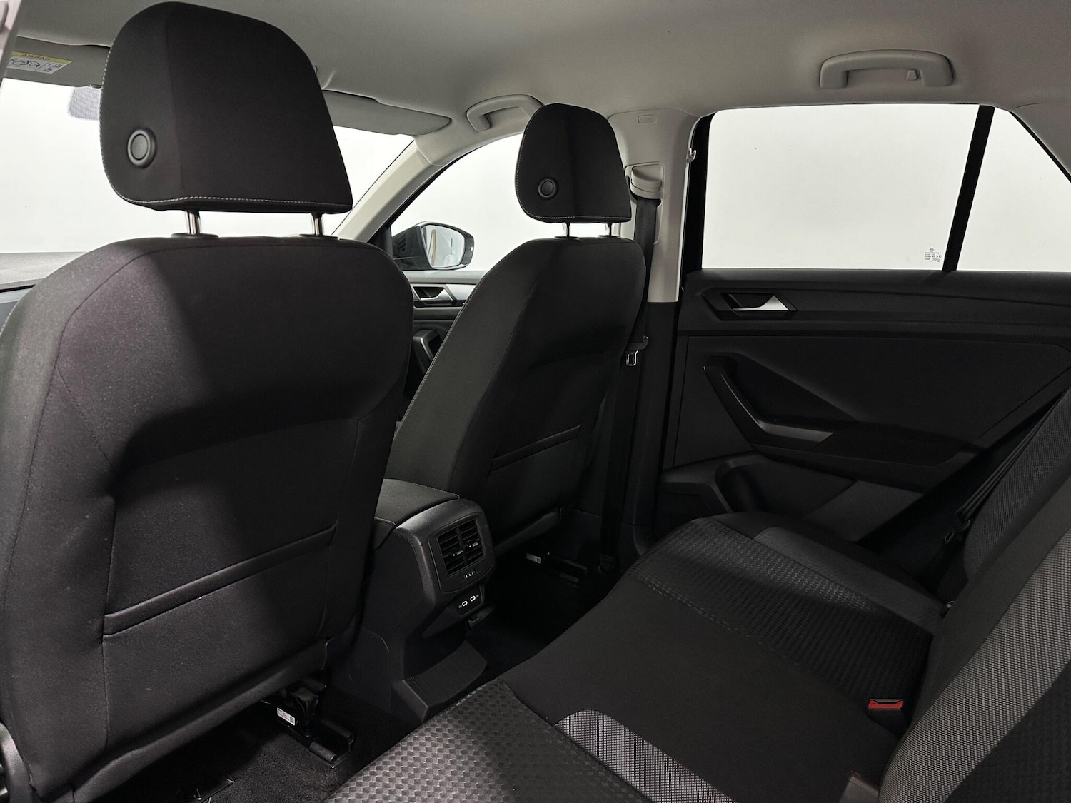 Used Volkswagen T-Roc 2022 for sale - 77633988: Photo 38