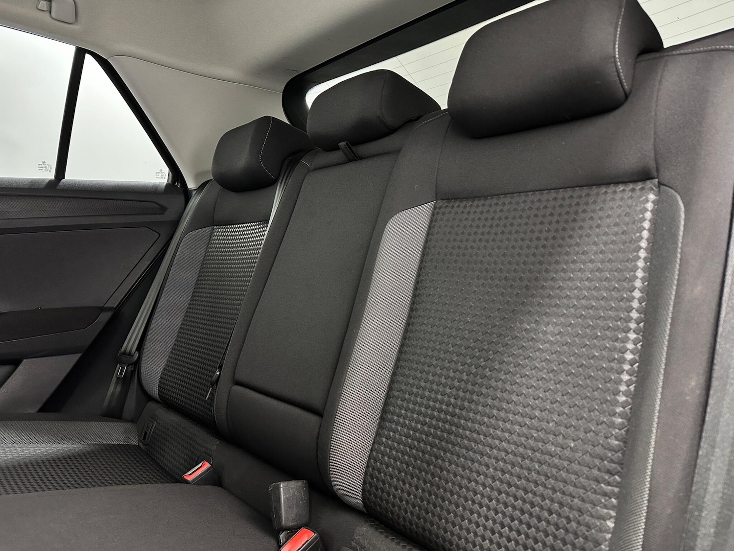 Used Volkswagen T-Roc 2022 for sale - 77633988: Photo 39