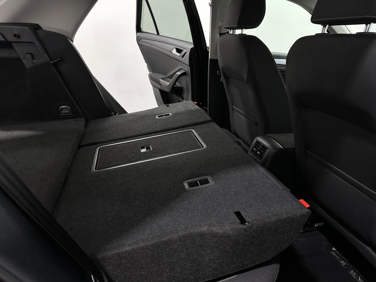 Used Volkswagen T-Roc 2022 for sale - 77633988: Photo 46