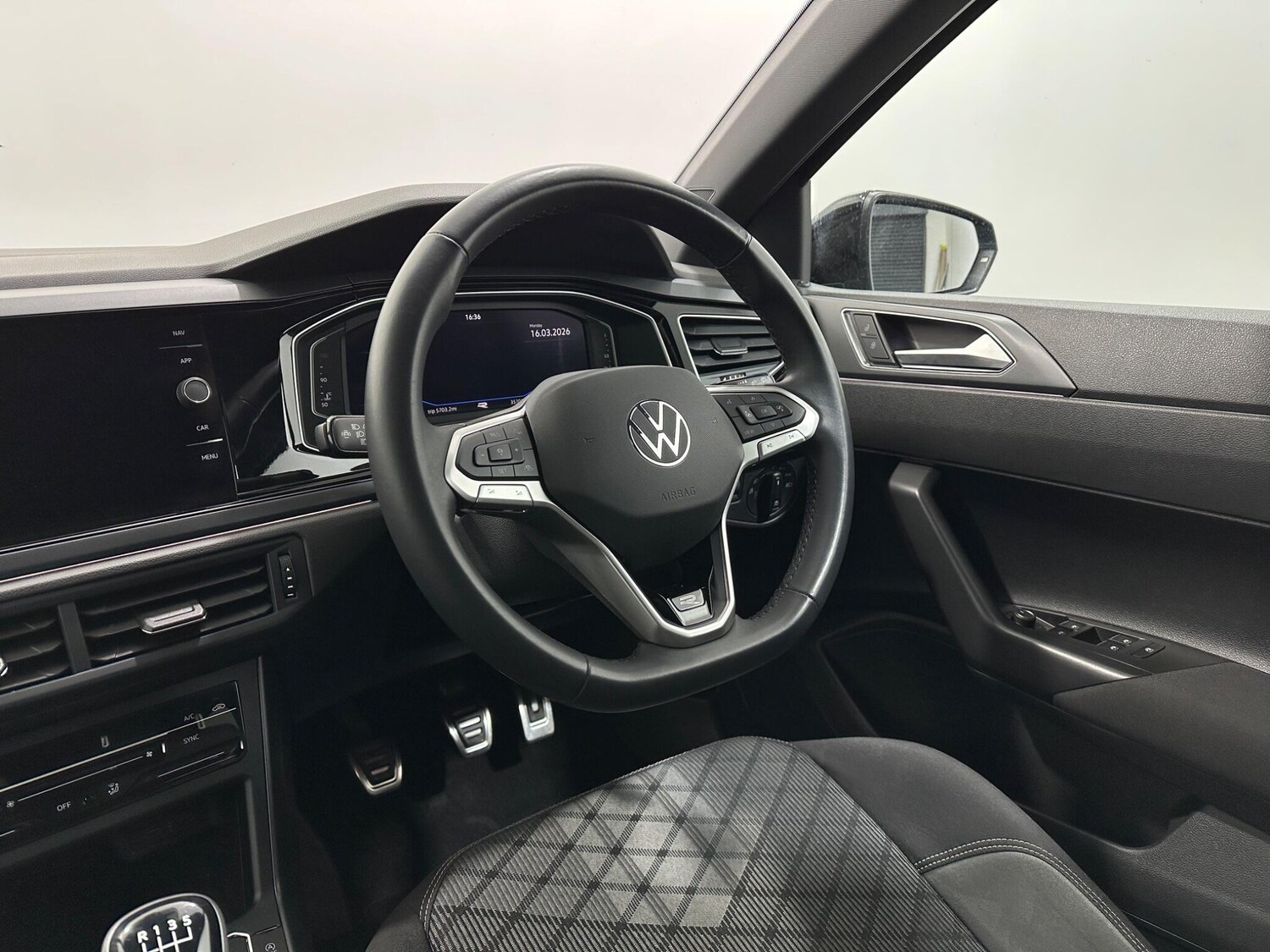 Used Volkswagen Polo for sale - 77909438: Photo 11