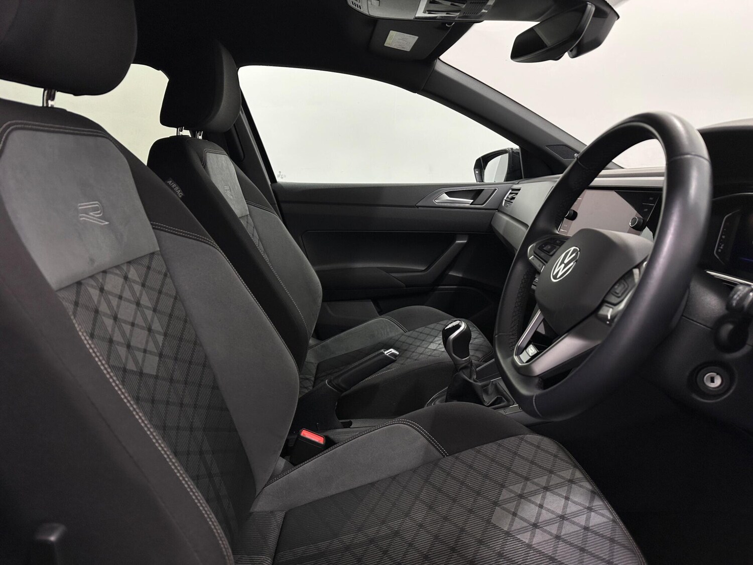 Used Volkswagen Polo for sale - 77909438: Photo 32