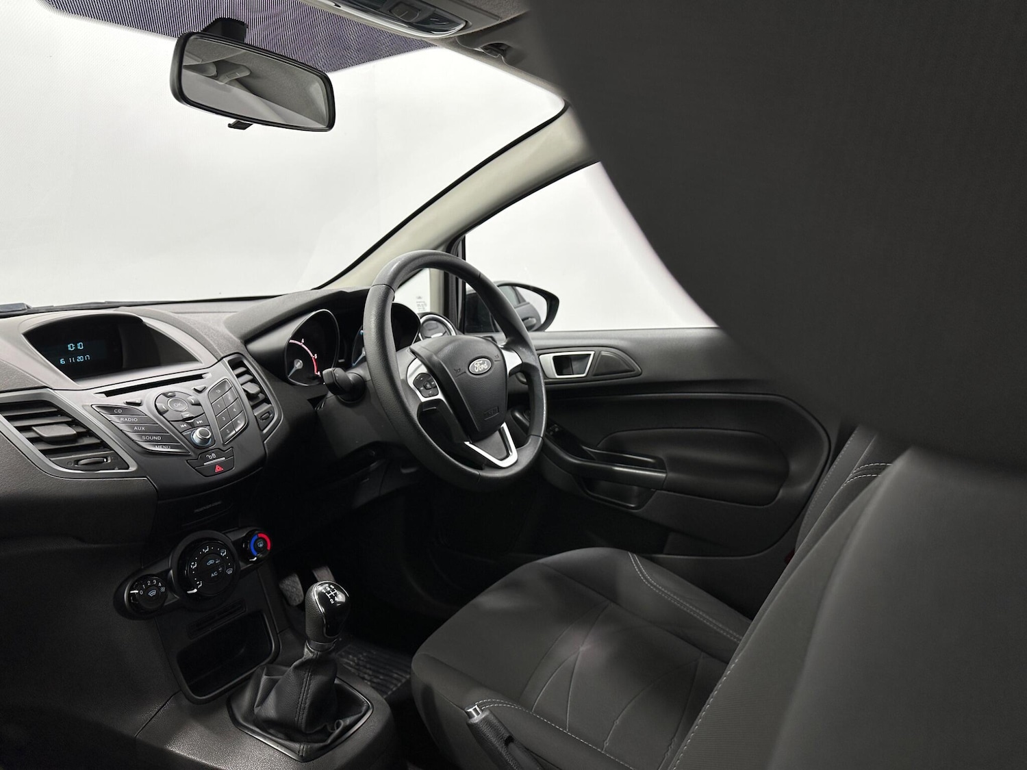 Used Ford Fiesta 2017 for sale - 78020215: Photo 25