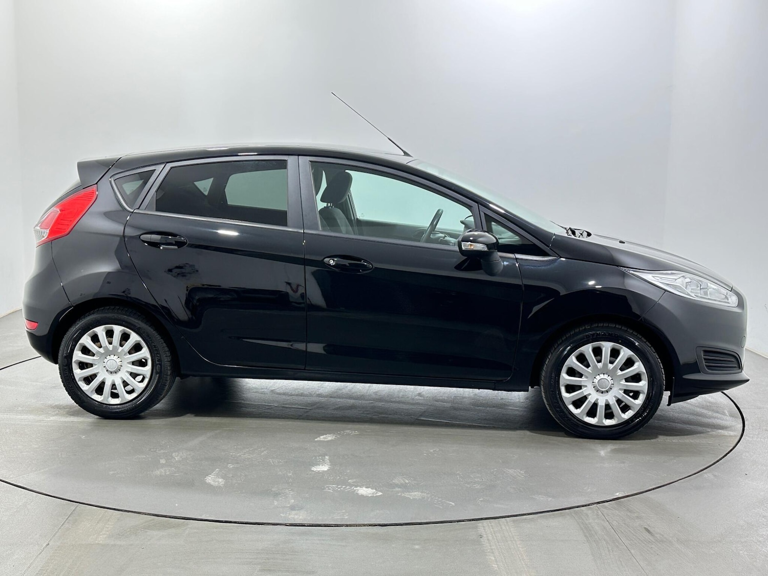 Used Ford Fiesta 2017 for sale - 78020215: Photo 9