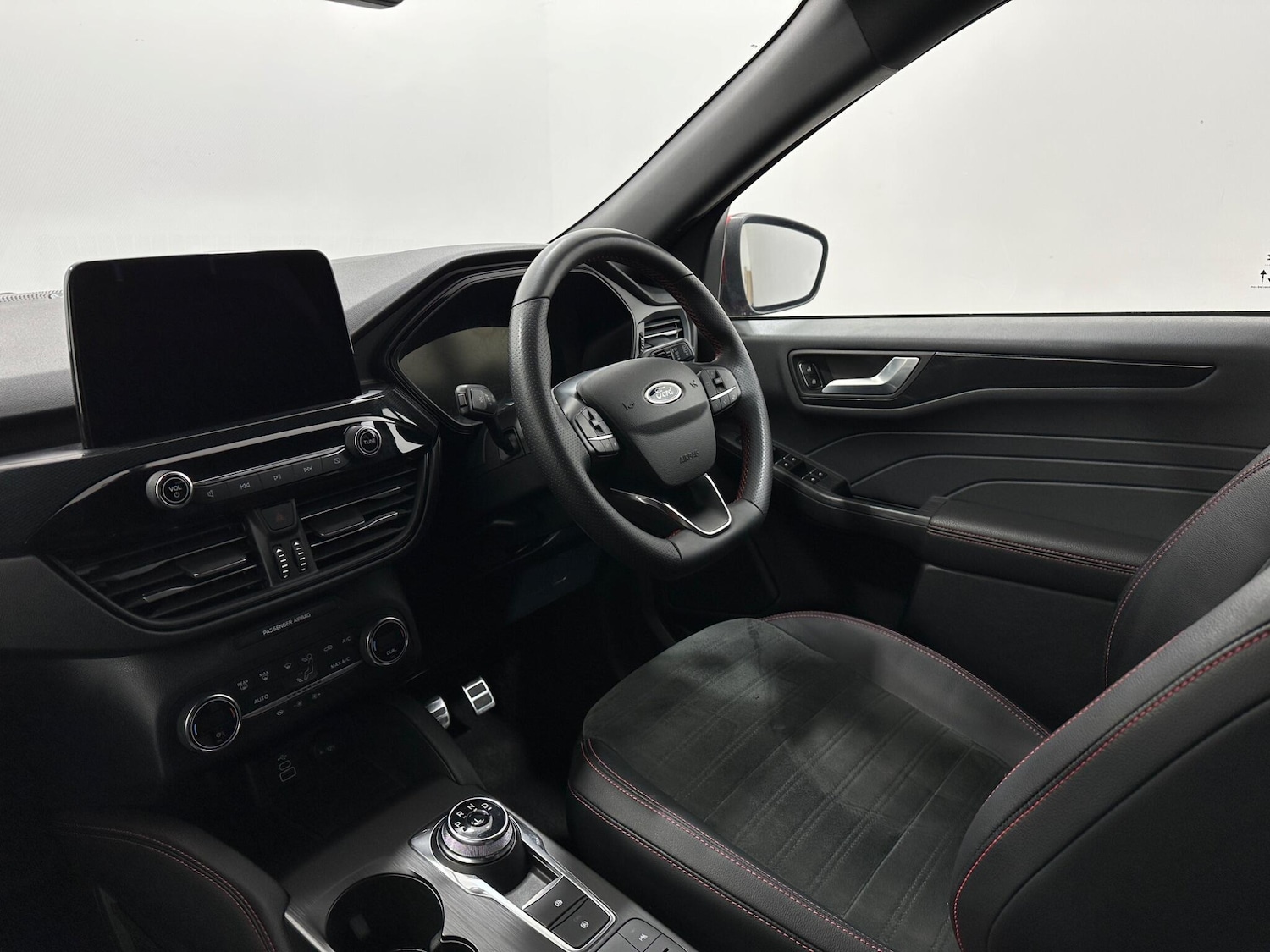 Used Ford Kuga 2022 for sale - 77559631: Photo 31