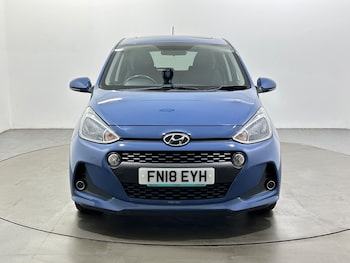 Used Hyundai i10 2018 for sale - 79268140: Photo