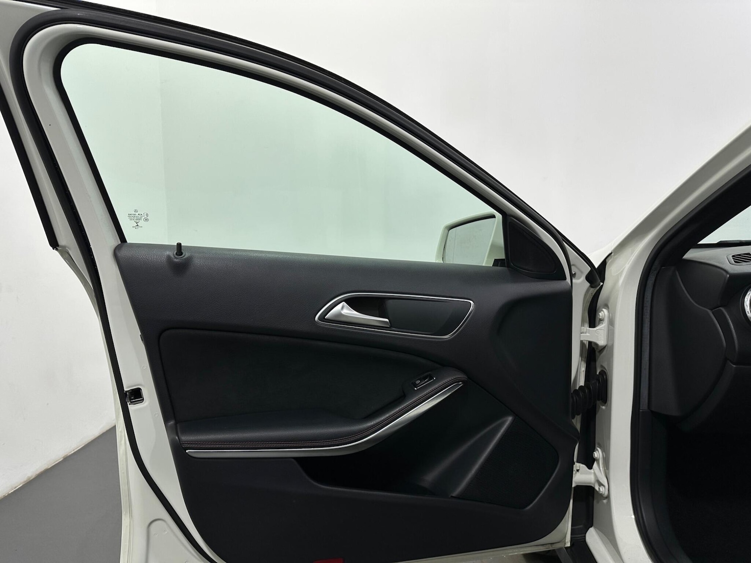 Used Mercedes-Benz GLA 2014 for sale - 77396604: Photo 38