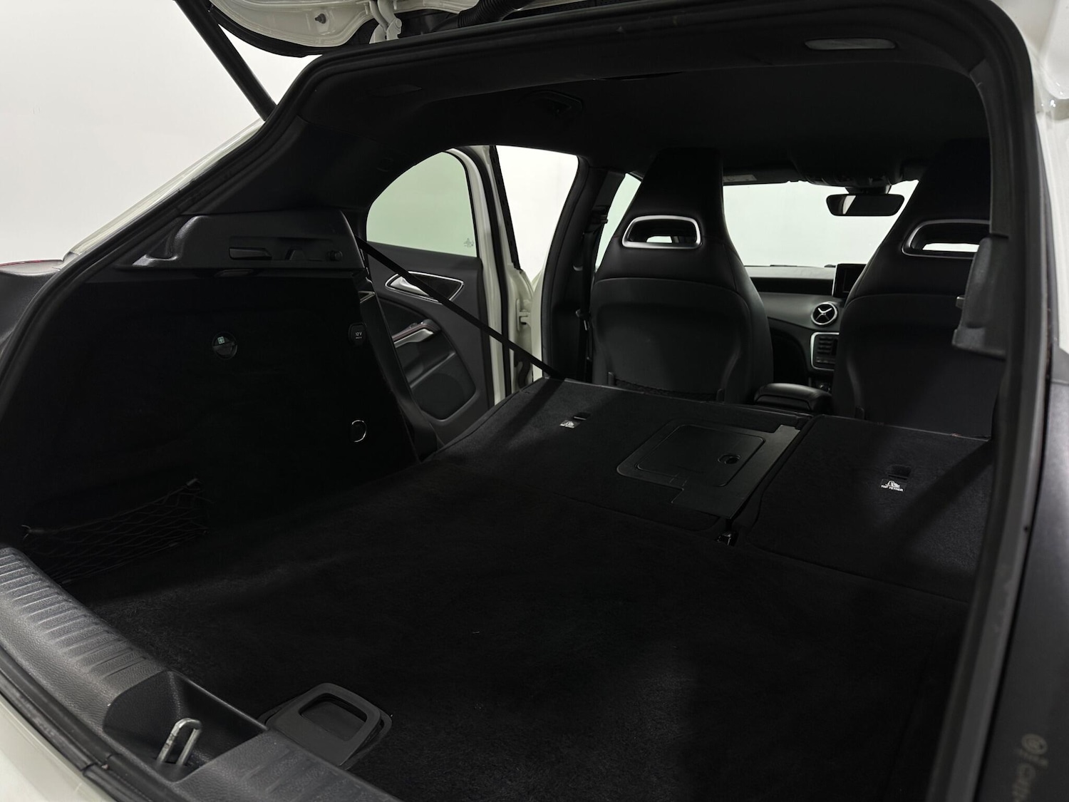 Used Mercedes-Benz GLA 2014 for sale - 77396604: Photo 46