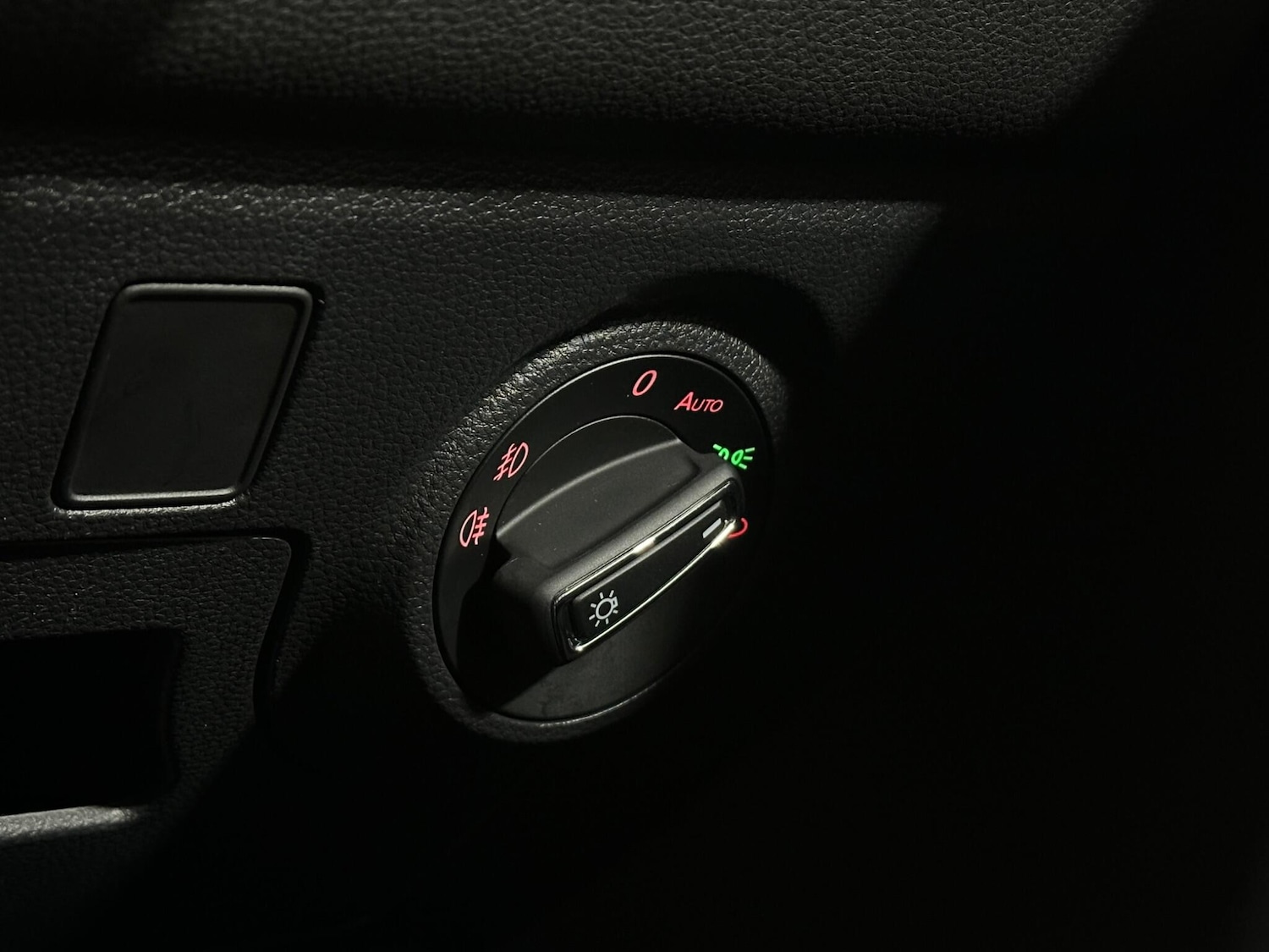 Used SEAT Arona 2019 for sale - 76878647: Photo 18