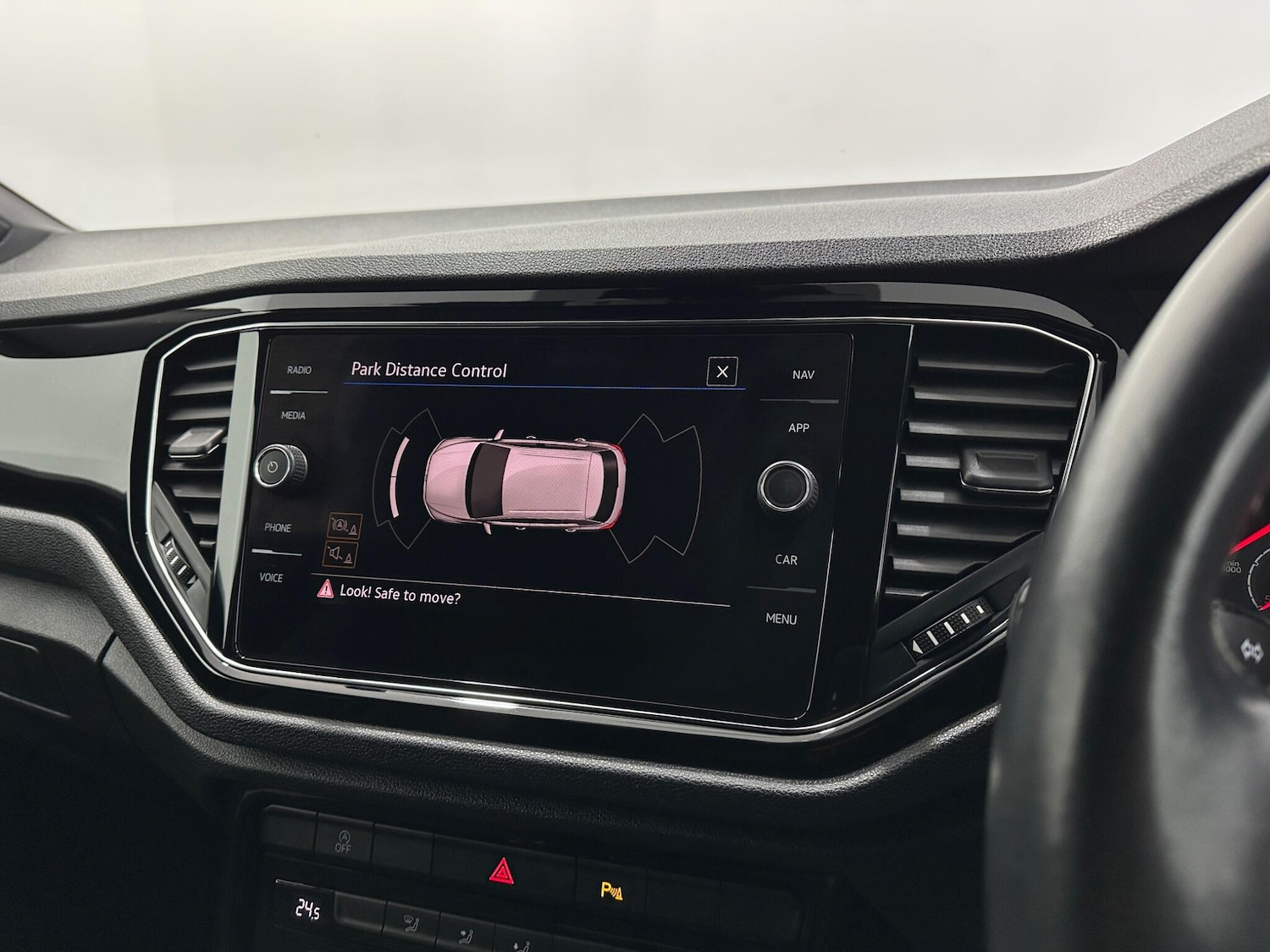 Used Volkswagen T-Roc 2021 for sale - 77131358: Photo 20