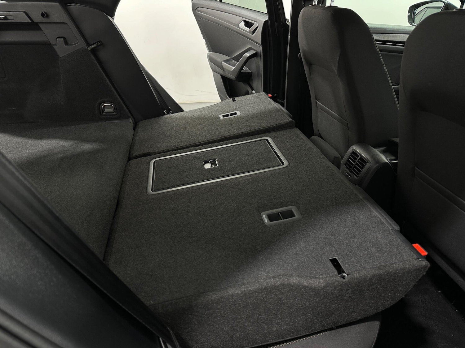 Used Volkswagen T-Roc 2021 for sale - 77131358: Photo 43