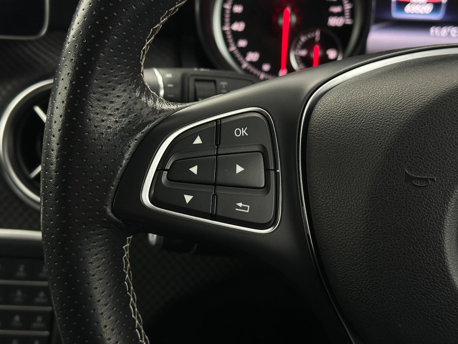 Used Mercedes-Benz A-Class 2018 for sale - 77586439: Photo 15